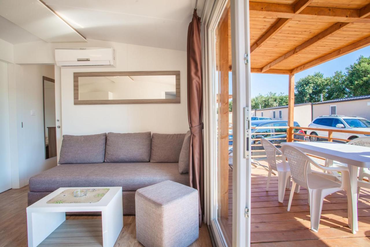 Mobile Homes Delta Marine At Campsite Rapoca Нерезине Екстериор снимка